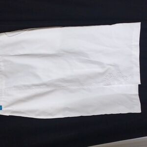 🪶white cross pencil skirt, like new, cotton blend, front pockets, embroidered
